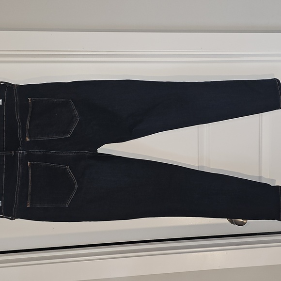 GAP 1969 "EASY LEGGING" Mid Rise Clean Rinse Indigo HTF Summer '17 Jean 14R/ 32R - Picture 4 of 16